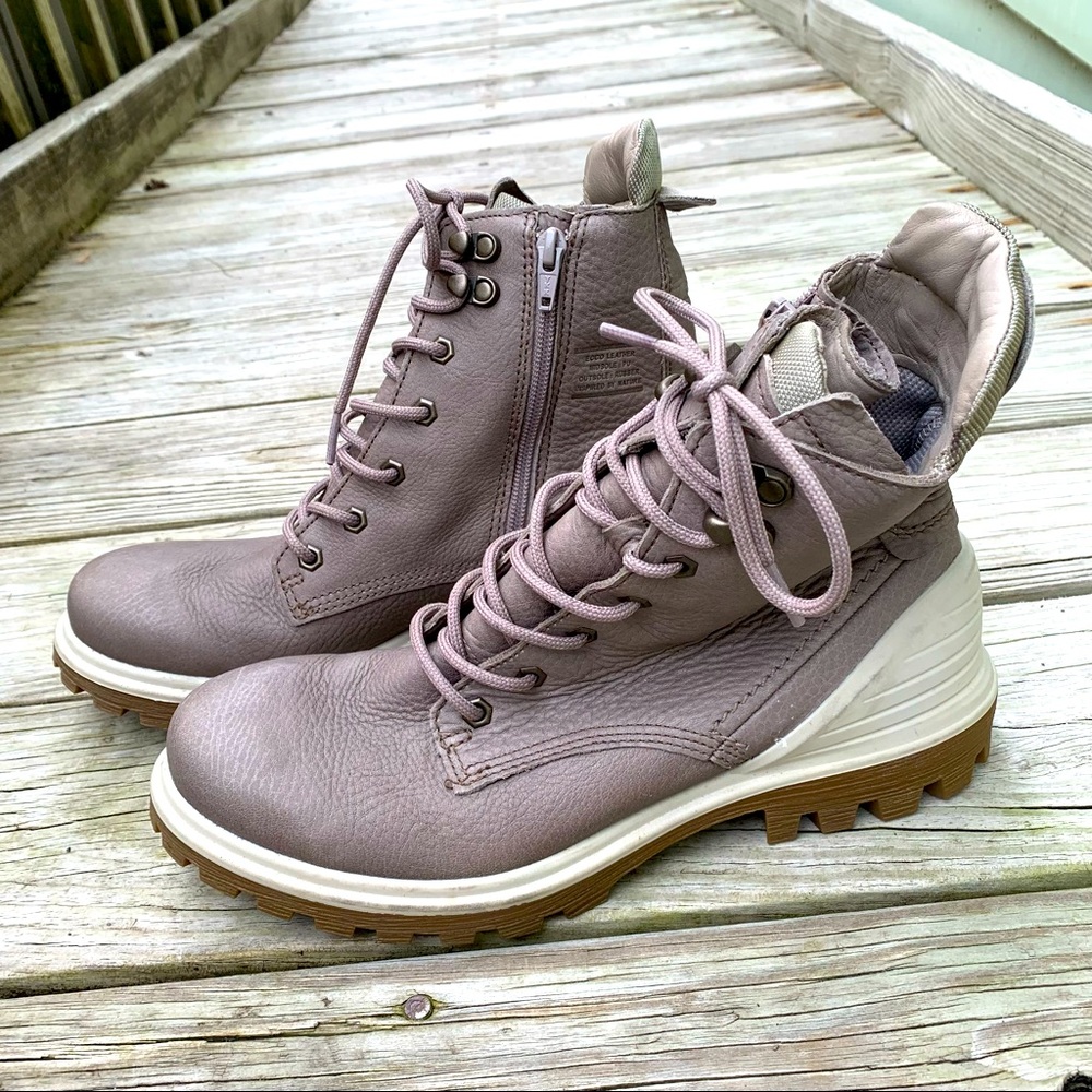 ECCO Waterproof Hiking Boots size 41 / 10 US size